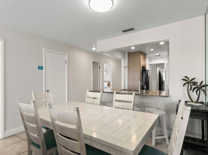 Others 4, Madeira Norte 304 by Distinctive Beach Rentals, Pinellas