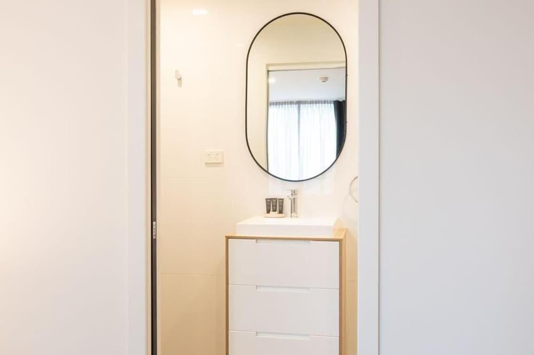 Bathroom 3, The Sportsman's Hotel, Blacktown - South-East