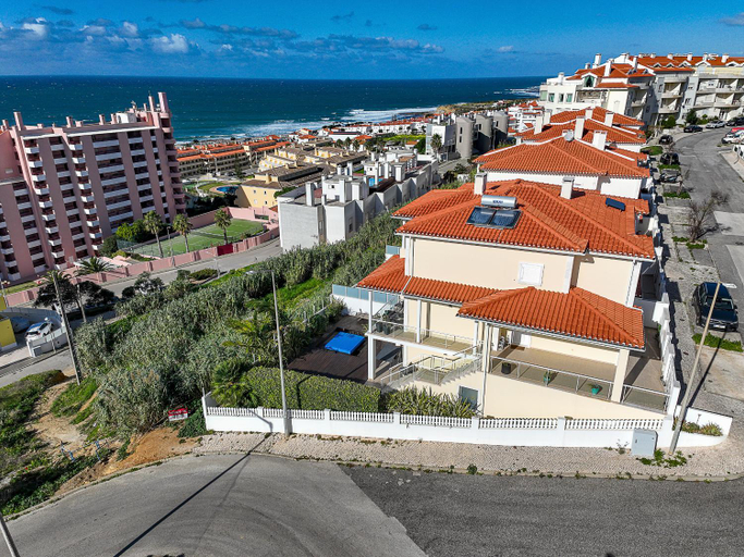 Others 3, Vibing & Liming Ericeira, Mafra