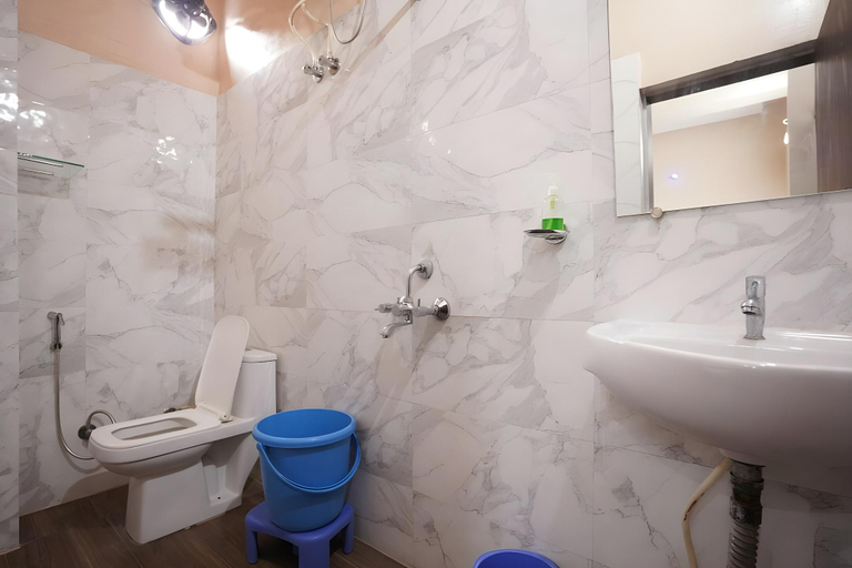 Bathroom, Temptation Classio, Kaushambi