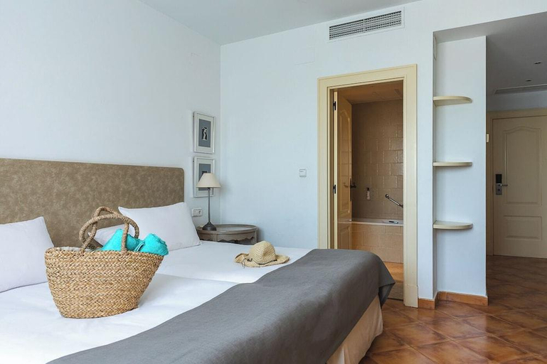 Bedroom 3, Las Lomas Village Luxury Apartments, Murcia