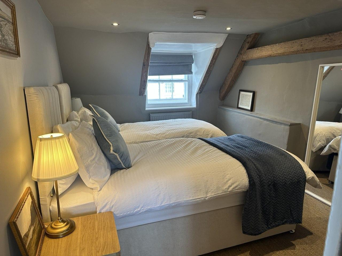Bedroom 2, The Woodstock Nest, Oxfordshire