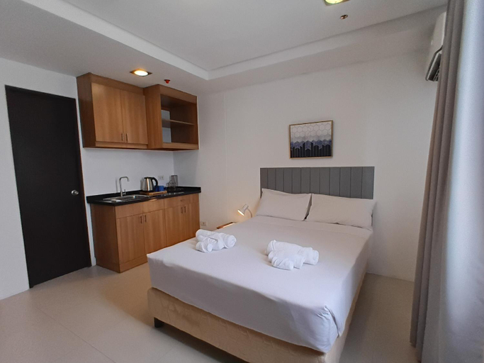 Others 2, AMINA PLAZA and Residences, Quezon City