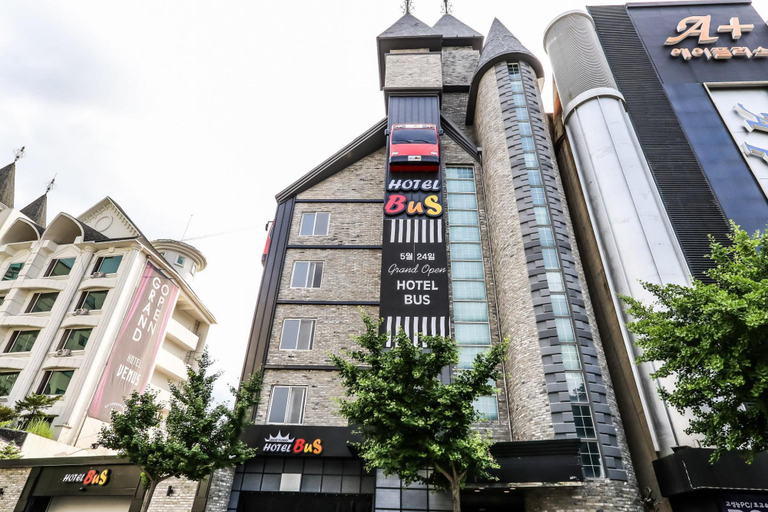 Exterior & Views 2, Cheongju Banji Hotel, Cheongju