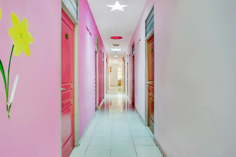 Public Area 2, Hotel O Wisma Jampea, Makassar