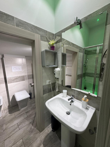 Bathroom 4, B&B La Ferrovia, Benevento