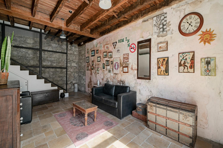 Others 4, The Rum Inn, Calheta