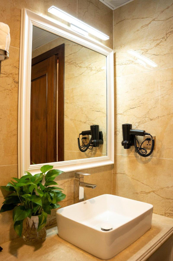 Bathroom 4, Camellia Luxury Hotel Tam Dao, Tam Dao