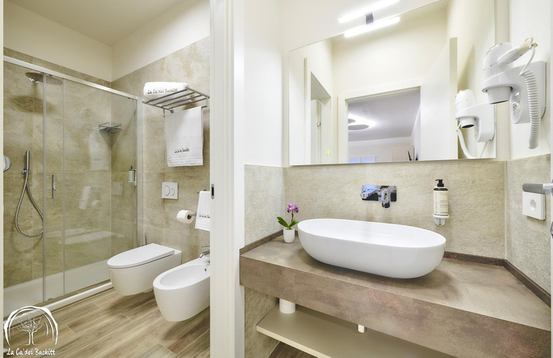 Bathroom 2, Foresteria Ca' dei Bachitt, Lecco