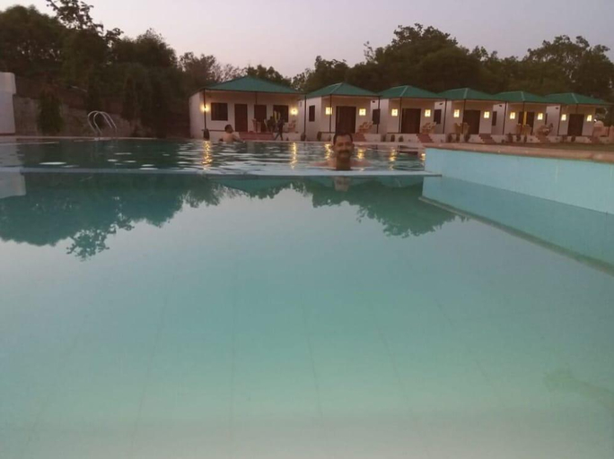 Sport & Beauty 2, Yash Vilas Resort Ranthambore, Sawai Madhopur
