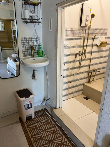 Bathroom 3, Dar Yasmine, Langkawi