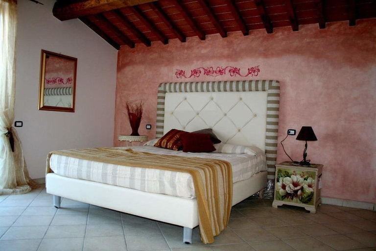 Bedroom 3, Borgo Felciaione, Pisa