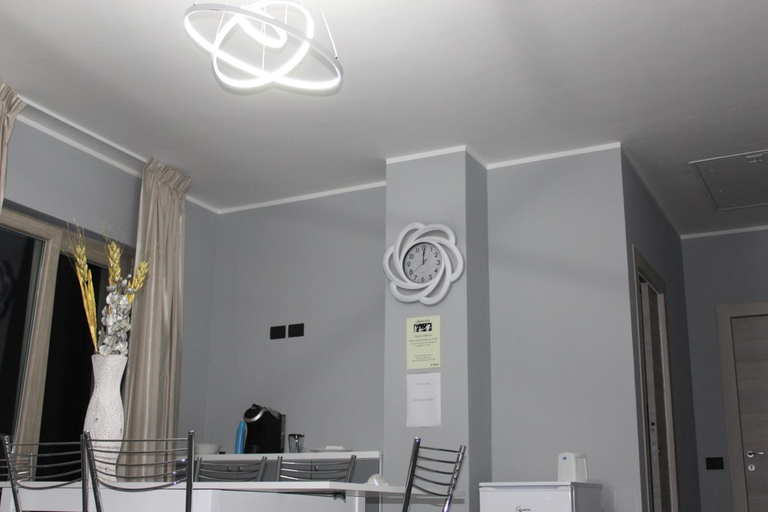 Bathroom 2, Nausicaa B&B, Salerno