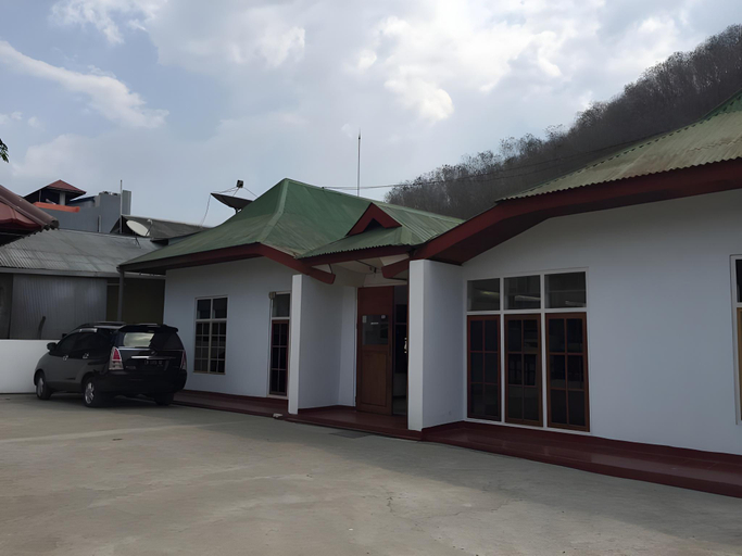 Others 4, Hotel Wisata, Manggarai Barat