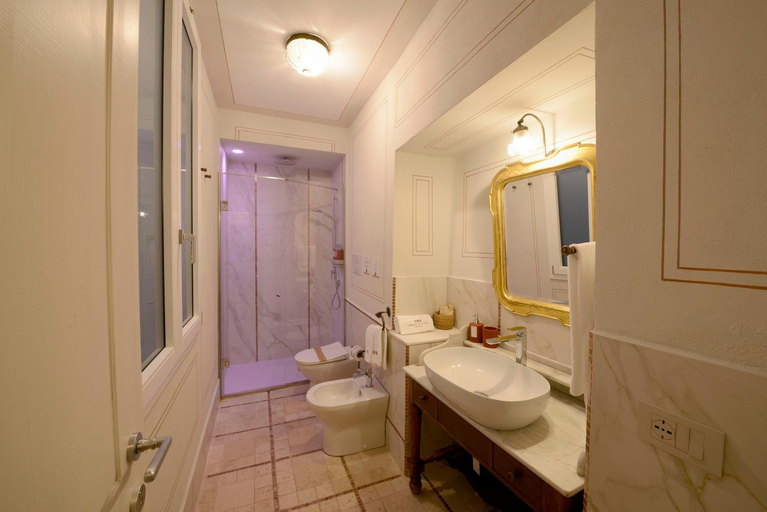 Bathroom 5, Heritage Collection Palermo B&B, Palermo
