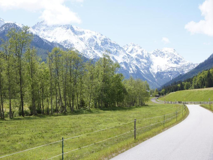 Others 4, Apartment in Krispl near Ski Slopes, Hallein
