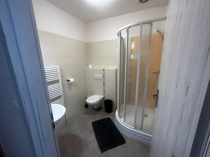 Others 5, Penzion-Hutira Relax club, Prievidza