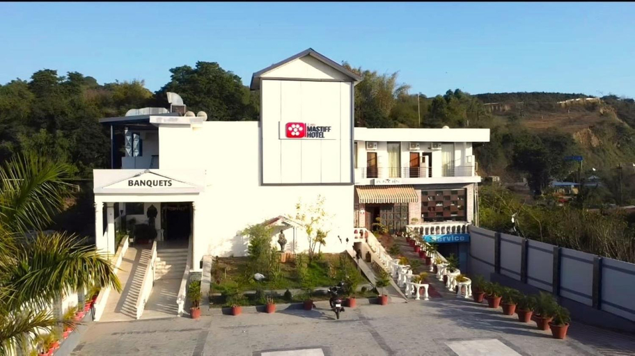 Exterior & Views, Little Mastiff Dharamshala Airport, Kangra