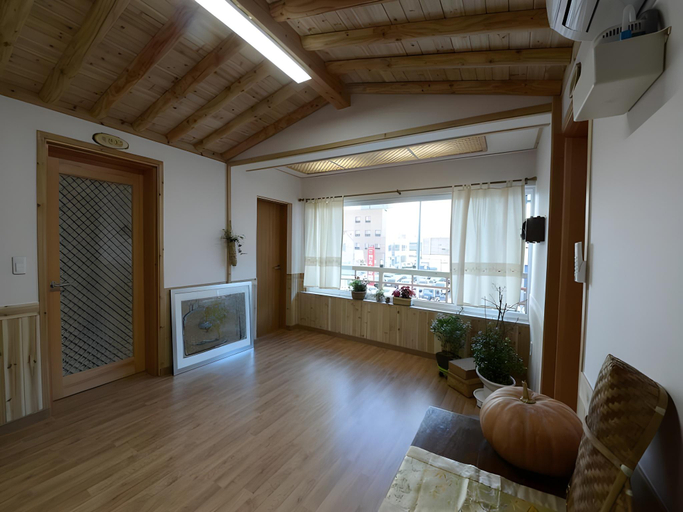 Others 4, Dajeong stay, Jeonju