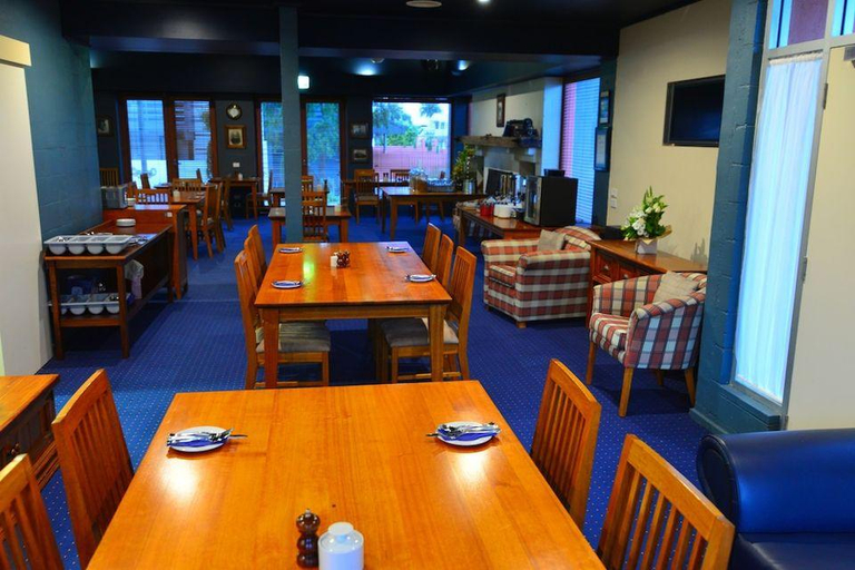 Food & Drinks 4, Captain's At The Bay Hotel, Colac-Otway - South
