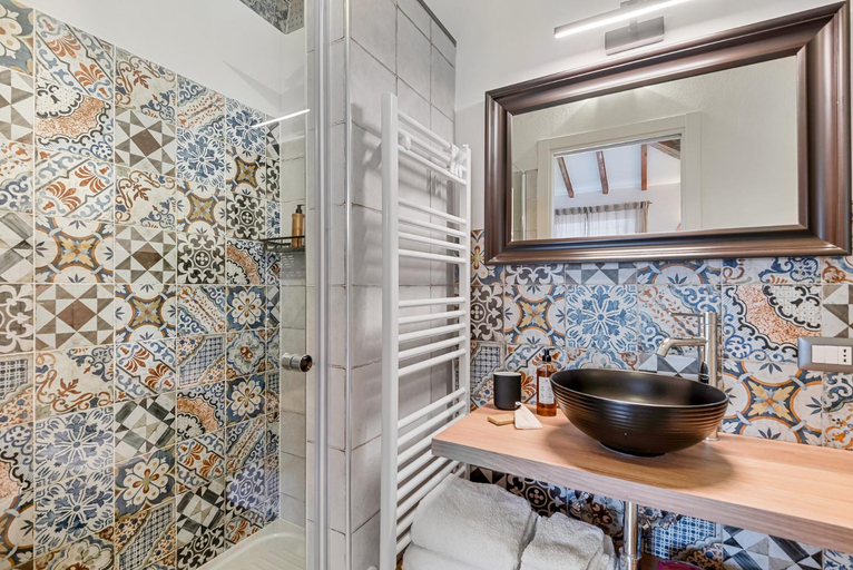 Bathroom 4, VISTALAGO VERSILIA, Lucca