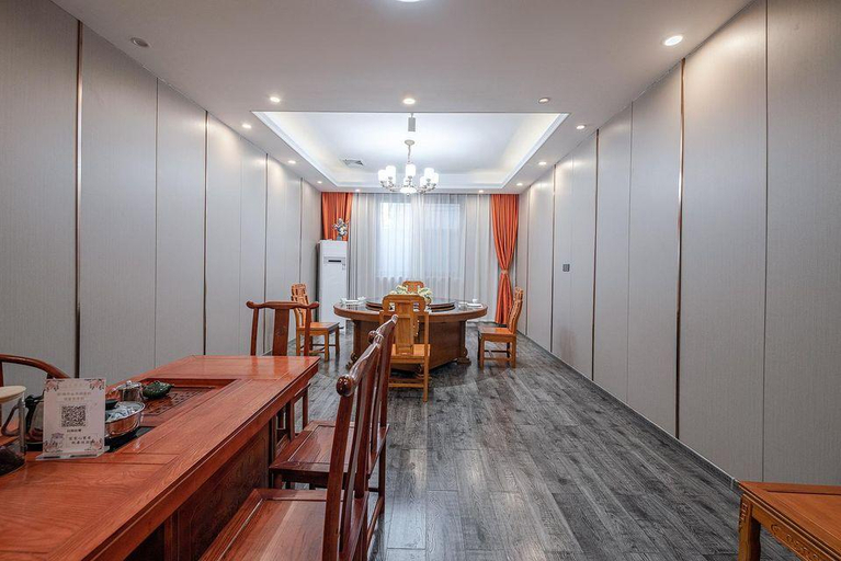 4, Wuling Hotel (Liuzhou High-speed Railway Station), Liuzhou
