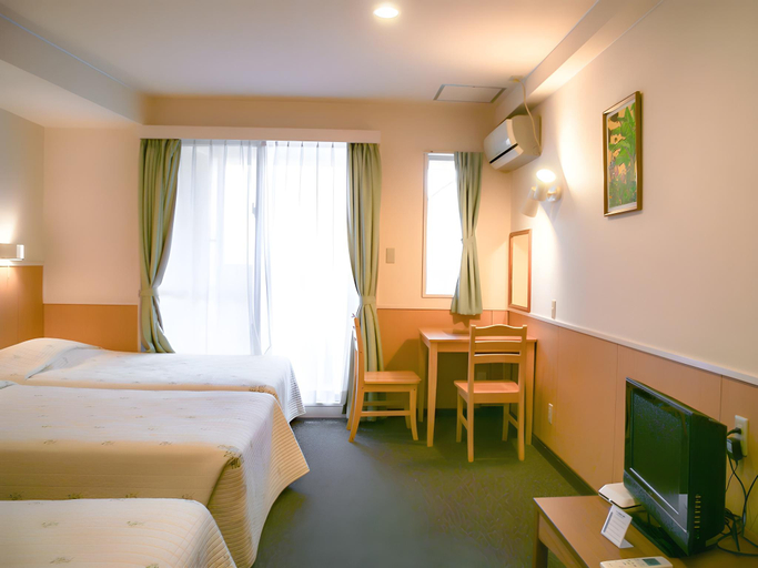 Bedroom 2, Deigo Hotel, Okinawa