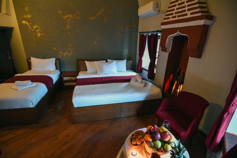 Bedroom 2, Taşhan Hotel, Merkez