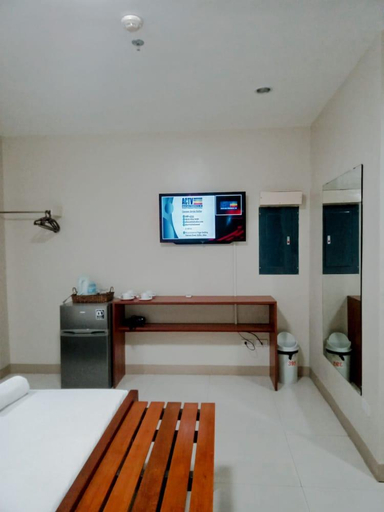 5, GRACE & RB HOTEL, Kalibo