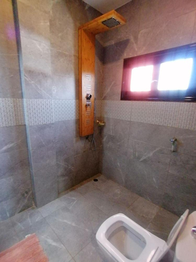 Bathroom 4, Résidence Hôtelière Kawerou, Kadiogo