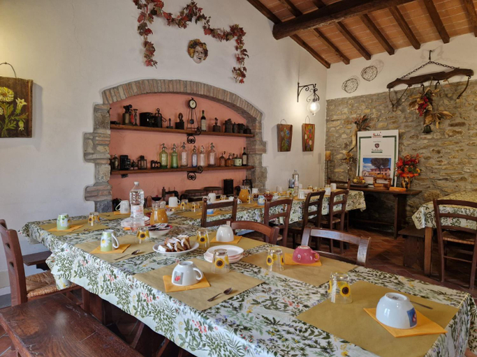 Food & Drinks 4, Trebbiolo, Florence