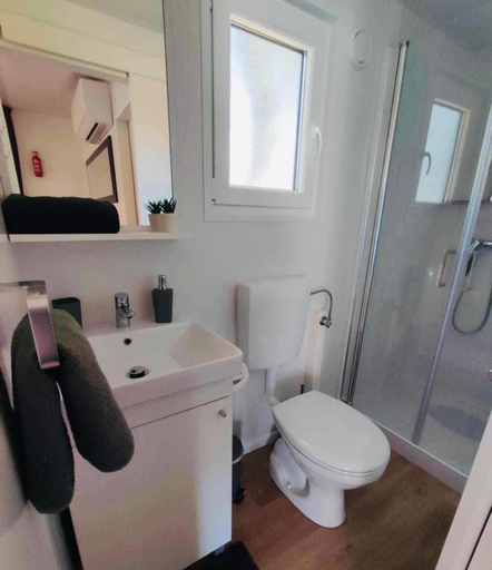 Bathroom, Peponi Del Mar II, Biograd na Moru