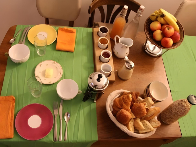 Food & Drinks 3, Chambres de la Grande Porte, Paris