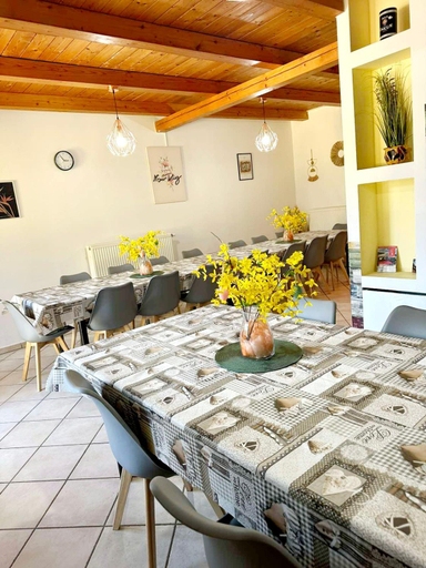 Food & Drinks, Forras Vendeghaz, Szekszárd