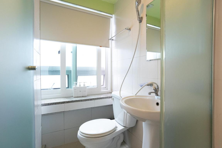 Bathroom 3, K Stay Guest House Myeongdong 1st, Jung