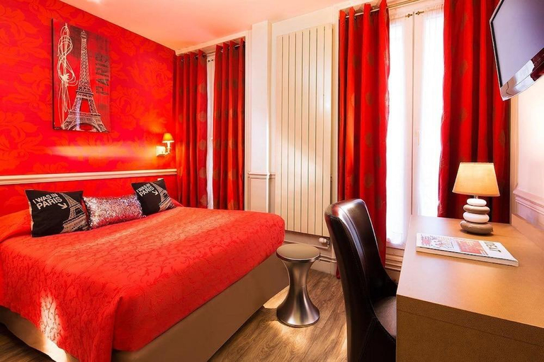 Bedroom 2, Hotel De La Cite Rougemont, Paris