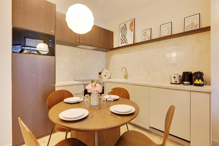 Interior view 2, Superbe appartement 6P/2BR - Montmartre, Paris