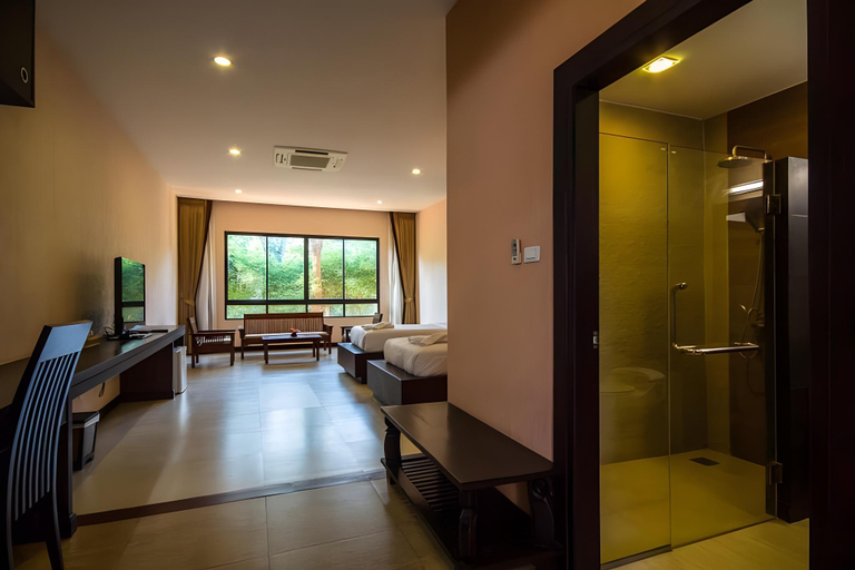 Others 5, Leelawalai Rest Hotel, Chum Phae