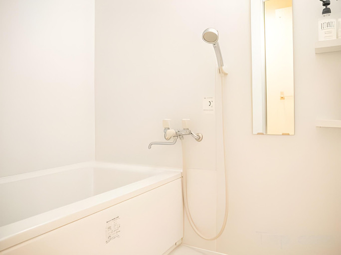 Bathroom 5, bnbplus Asakusa Kuramae, Taitō