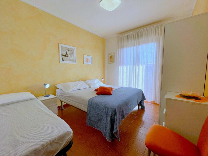 Bedroom 2, Apartment near the centre of Caorle, Venezia