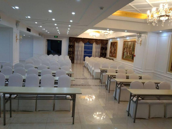 Business Facilities