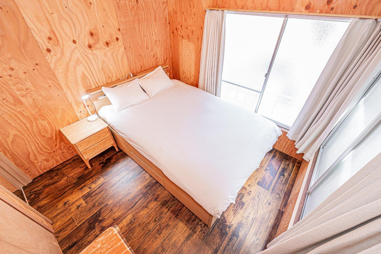 Bedroom 2, Screamer 2 Hostel, Toshima