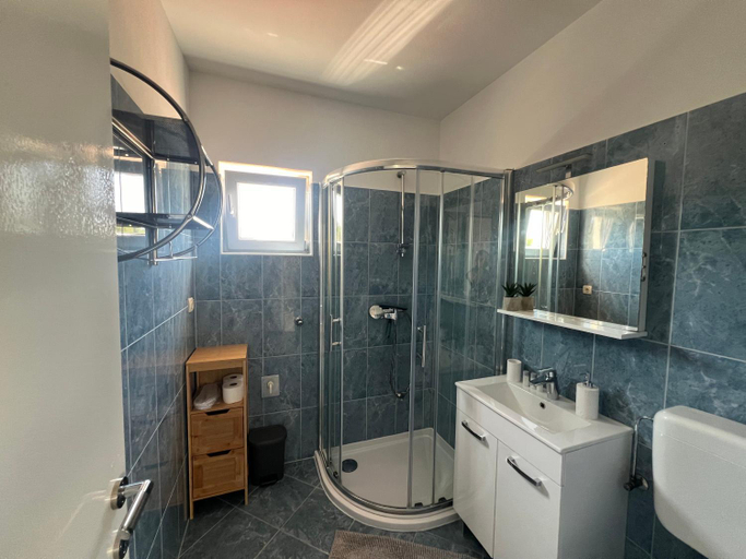 Bathroom 2, Apartments Ana, Stari Grad
