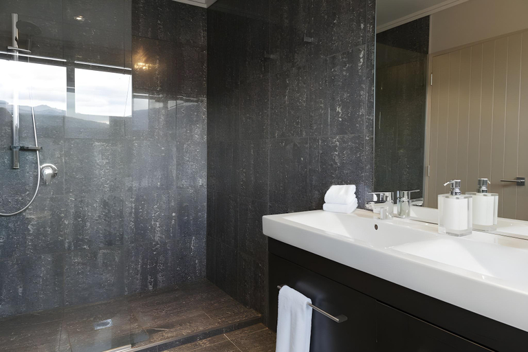 Bathroom 3, Lake Resort by Marsden, Central Otago