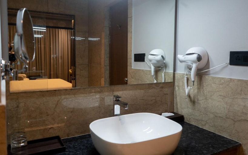 Bathroom 4, Casa Galwan , Leh