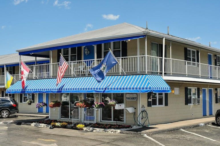 Exterior & Views 1, Friendship Oceanfront Suites, York