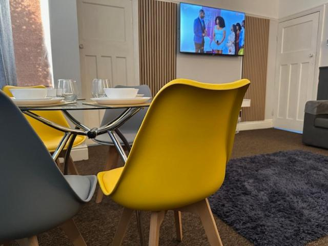 Others 5, Chanterlands House, Kingston upon Hull