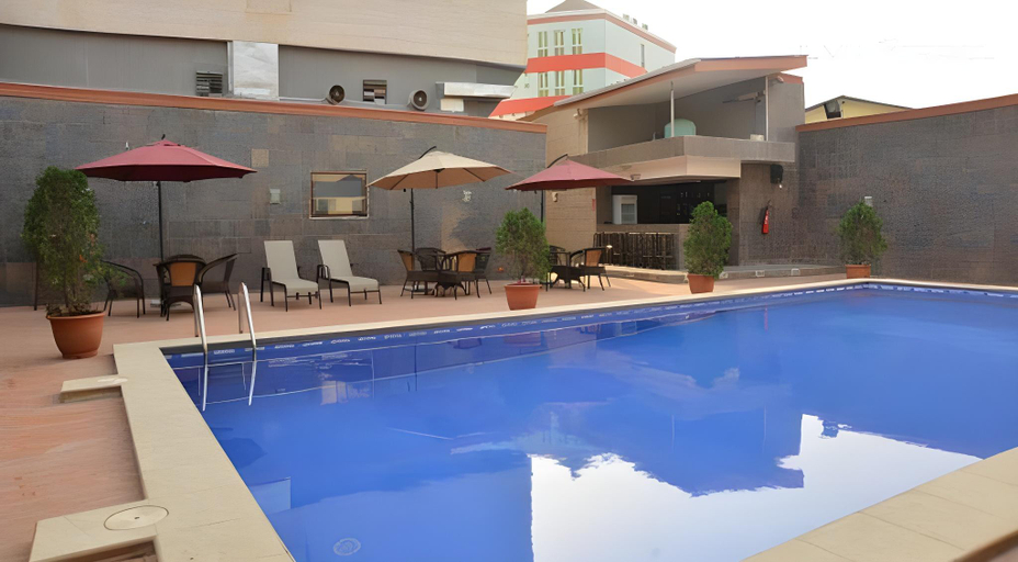 Sport & Beauty 5, Airport Golden Tulip Hotel, Mushin