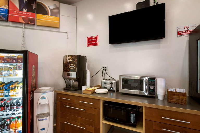 Others 5, Motel 6 Monterey Park, CA, Los Angeles