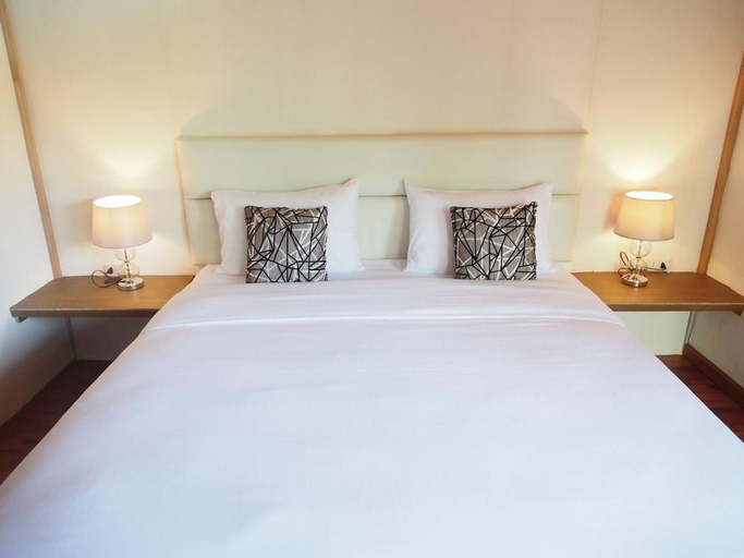 Bedroom 2, Panwana Resort, Muang Rayong